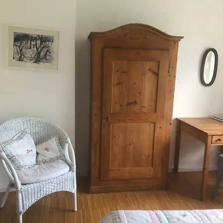 Gartenblick Im Schwalbennest