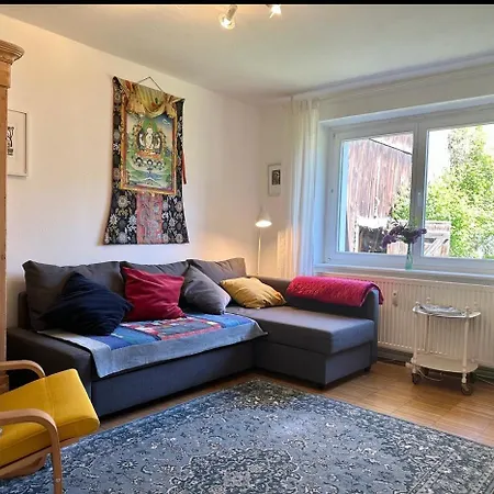 Gartenblick Im Schwalbennest *